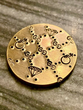 Load image into Gallery viewer, The Golf Gift Box - Divot Tool, Ball Marker, and More