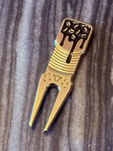 Load image into Gallery viewer, Tyson Lamb Crafted Teal &amp; Black Eclair Divot Tool

