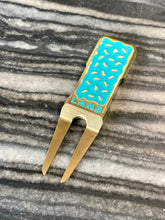 Load image into Gallery viewer, Tyson Lamb Crafted Teal &amp; Black Eclair Divot Tool
